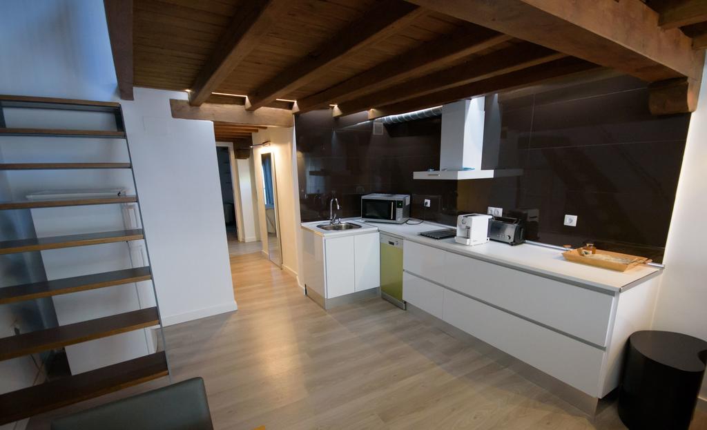 Pintores Rooms Apartamentos Turisticos Caceres Exterior photo